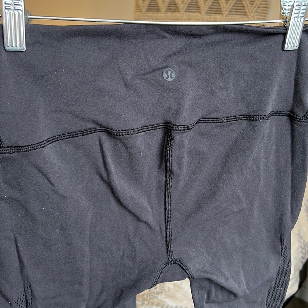 Lululemon Crop Mesh Black Tights